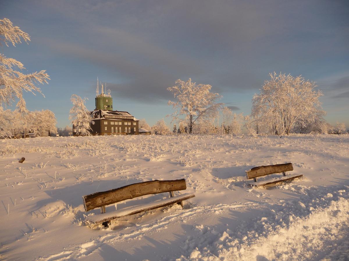 Berghotel Hoher Knochen Winterberg Esterno foto